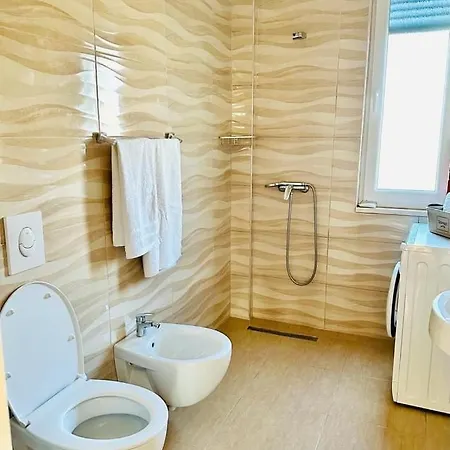 Valamar Sea View Apartman Hamallaj