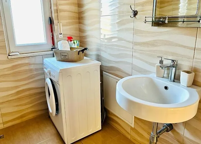 公寓 Valamar Sea View *